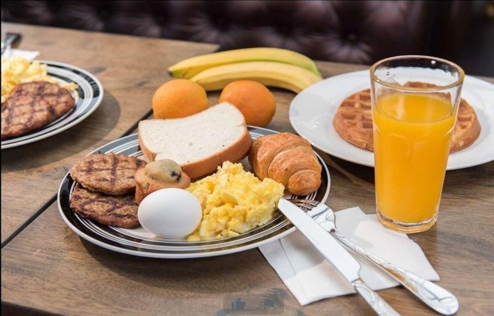 Voco Fiorello - Laguardia East By Ihg New York Ngoại thất bức ảnh