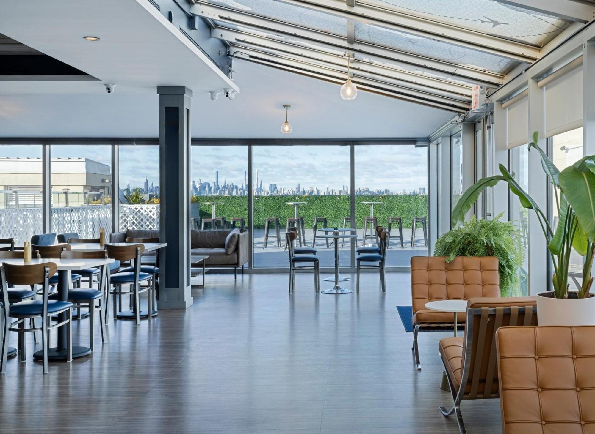 Voco Fiorello - Laguardia East By Ihg New York Ngoại thất bức ảnh